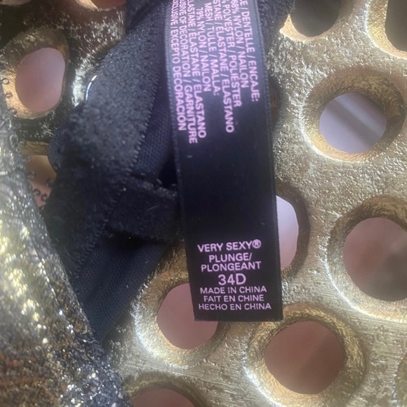 NWT Victoria Secret very sexy push up metallic foiled bra - Picture 8 of 11